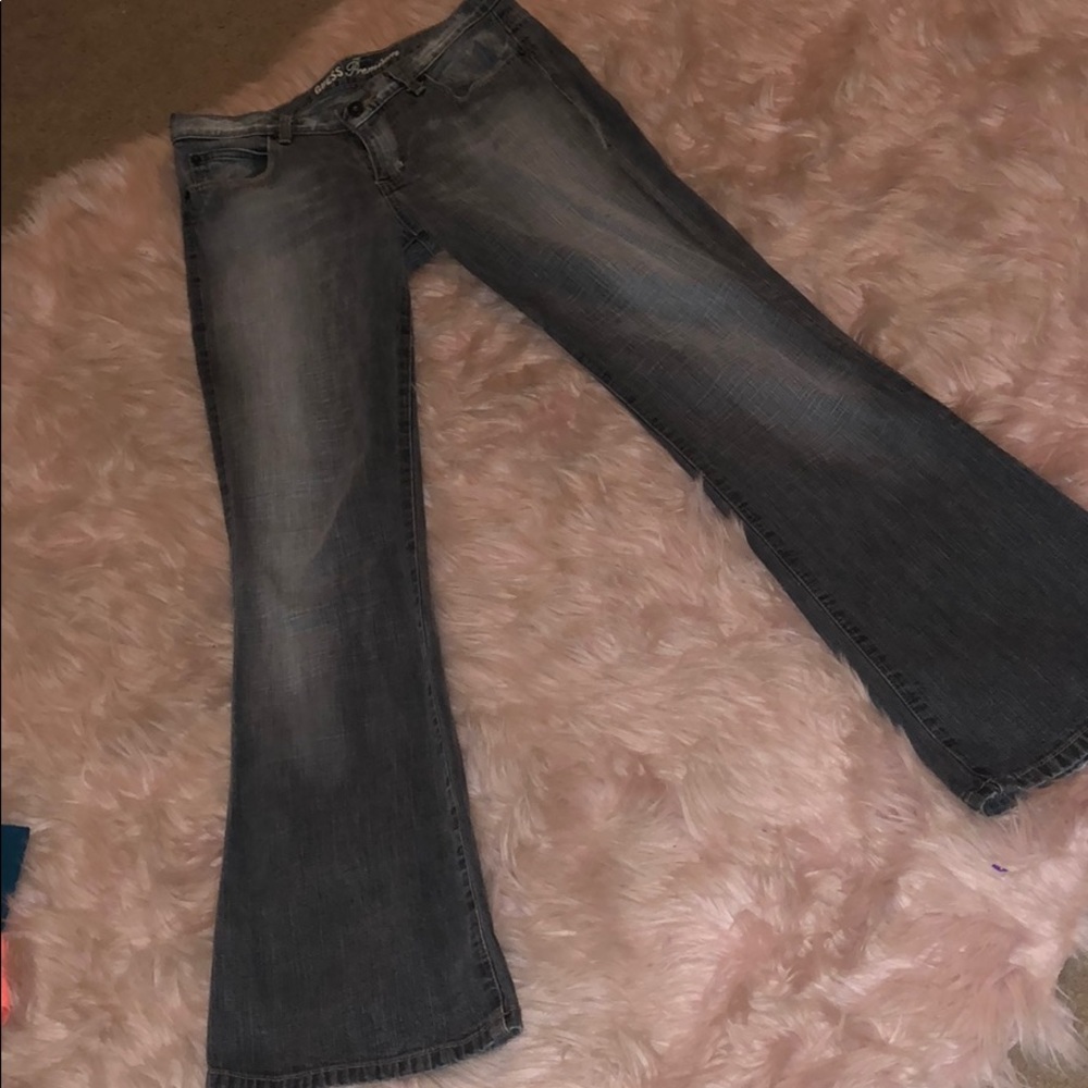 ⛄️Guess Boot Cut Jeans